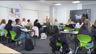 Ausbildung zumzur Pflegefachmannfrau in der Pflegeakademie St Anna in Papenburg [upl. by Naynek902]