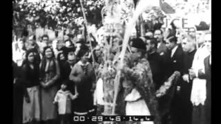 Siviglia Spagna La solenne processione della Domenica delle Palme segna linizio delle [upl. by Gayle]