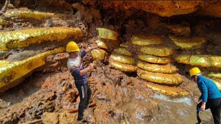 I found the treasure cave in the cliff while I was digging for crystals [upl. by Bekha203]