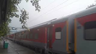 12204 ASRSHC GARIB RATH EXPRESS WITH THIRD LHB RAKE CROSSING RAJPURA JUNCTION AT 25 SPEED [upl. by Dalpe]