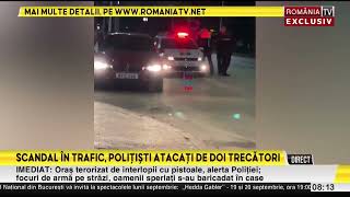 Scandal in trafic Politisti atacati de doi trecatori [upl. by Dannie]