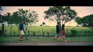 The Descendants  Official Trailer  2011 [upl. by Atazroglam]