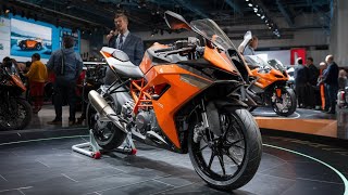 2025 KTM RC 200 Review The Ultimate EntryLevel Supersport [upl. by Drice]