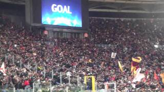 Francesco Totti goal and CRUVA SUDAS Roma vs Bayern Munich 11242010 stadio olimpico roma [upl. by Ecyoj]