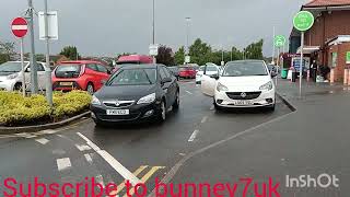 this is a walking video in Stopsley in Luton UK [upl. by Anitrebla]