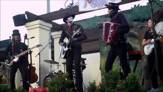 Steam Powered Giraffe  Suspender Man Live at the San Diego Zoo 071612 [upl. by Asirahc]