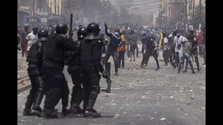 Rassemblement de la Société Civile Ça dégénère à la place de lobélisque [upl. by Theall]