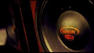 Alto Falante Woofer Triton 2700  HD 8000  FUNKBASS [upl. by Rebbecca]