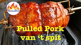 Pulled Pork van t spit  rotisserie  zelf pulled pork maken [upl. by Joni739]