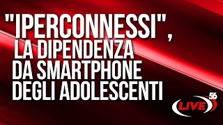 Iperconnessi la dipendenza da smartphone degli adolescenti [upl. by Ettennal]