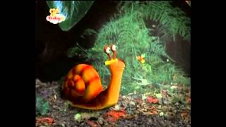 BabyTV Mr Snail  vuurvliegjes [upl. by Yetah]