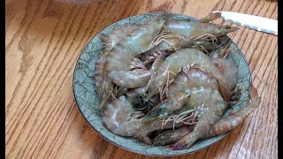 How to Peel and Devein Shrimp For Dummies [upl. by Erena]