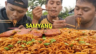 MUKBANG MIE SAMYANGJAMUR ENOKICORNET AYAM [upl. by Winograd]