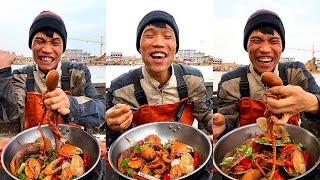 Fishermen eating seafood dinners are too delicious 666 help you stirfry seafood Mukbang [upl. by Enelyahs]