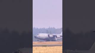 Very fast C17 takeoff usairforce [upl. by Annait22]