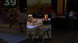 Entrada Triunfar Wwe TitusONeil Bloopers Caida [upl. by Garland]