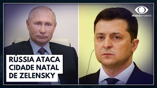 Guerra na Ucrânia Rússia ataca cidade natal de Zelensky  Jornal da Noite [upl. by Ebsen]