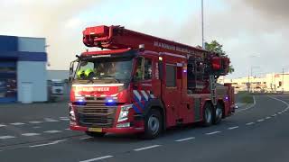 Grip 2 Prio 1 Veel brandweer met spoed naar zeer grote brand bij Vice Versa in Oss [upl. by Clifton280]