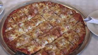 Steve Dolinsky gives his top 3 pizza picks in Chicago [upl. by Sorkin]