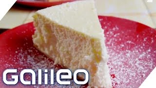 NY Cheesecake vs deutscher Käsekuchen  Galileo  ProSieben [upl. by Elicec]