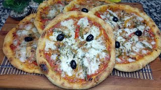 La meilleure recette de pizza mieux que celle des restaurants 🍕بيتزا احسن من المطاعم بألف مرة [upl. by Aielam736]