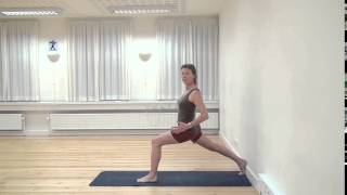 Iyengar Yogaøvelse 10 Virabhadrasana 1 Kriger nr 1  FOF Aarhus [upl. by Cahan]