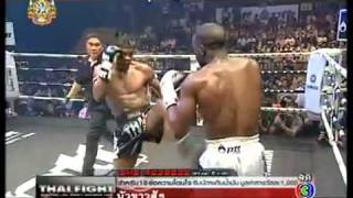 Buakaw Por Pramuk VS Mabel Abdallah in Bangkok 2011 [upl. by Maleen693]