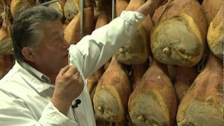 PROSCIUTTO CRUDO DI PARMA DOP ilmangiaweb salumificio La Perla [upl. by Fablan]