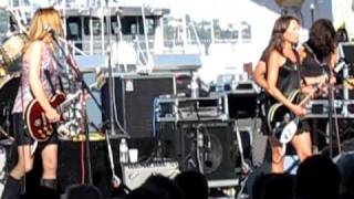 The Bangles  Manic Monday  Sausalito Art Festival  09042010 [upl. by Suoicul710]