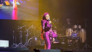 Ernie Zakri  Masing Masing  A Night With Aina Abdul Live In Singapore [upl. by Beattie]