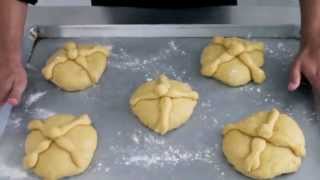 Receta de pan de muerto  Escuela de Gastronomía ISMM México [upl. by Ori]