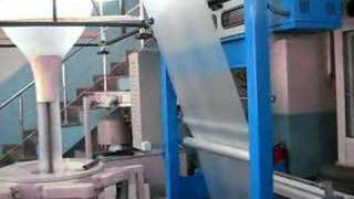 FABRICATION DE FILM PLASTIQUE PAR extrudeuse plastique [upl. by Notsua]