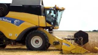 New Holland CX 8060 [upl. by Witty59]