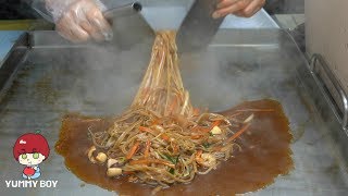 노량진  볶음쌀국수 Stirfried Rice Noodles  3000원  길거리 음식  Noryangjin Seoul korea [upl. by Ynattyrb434]