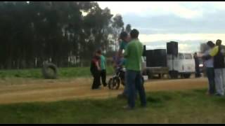 SHOW de arrancadas de motos  2 tempos  na terra [upl. by Sugden474]