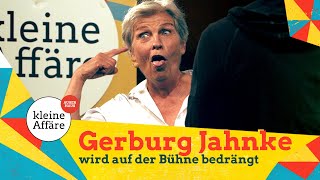 Gerburg Jahnke wird auf der Bühne bedrängt  Kleine Affäre außer Haus [upl. by Laurent]