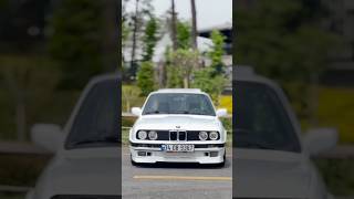 318is une m3 version GTi automobile voiture voitureancienne bmw [upl. by Kinemod]