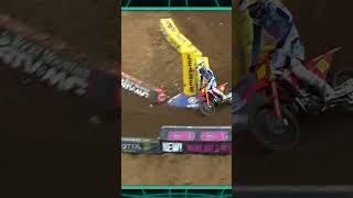 Jetts line selection is better than anyone elses supercross jettlawrence bubbasworld js7 [upl. by Adnerol901]