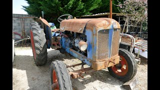 Restauration Fordson Major Diesel E1A de 1959 [upl. by Esyli]