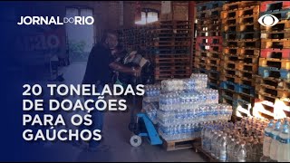 Rio Grande do Sul recebe 20 toneladas de alimentos vindos do RJ [upl. by Eidob]