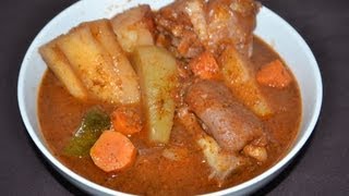 Caldo de patas de cerdo en salsa y vino tinto [upl. by Sapers]