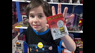 Peanuts trading cards unboxing by Super7 [upl. by Dnomaj]