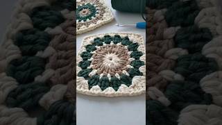 Granny Square a crochet  shorts  crochet  Principiantes [upl. by Mcquoid310]