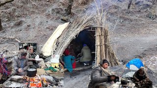 Himalayan Sheep Shepherd Life in Winter  Shepherd Food Cooking  Peaceful Himalayan shepherd Life [upl. by Goldenberg559]