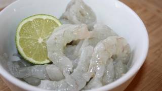 How To Peel And Devein Shrimp For Cooking [upl. by Rustie]