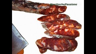 Salsiccia calabrese  Ricetta per farla a casa  Ricette che Passione [upl. by Carolee93]