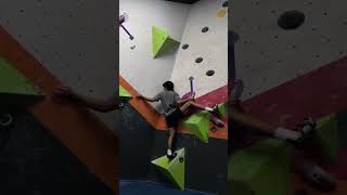 Road to climbing v10  Day 5 climbing bouldering [upl. by Goulder]