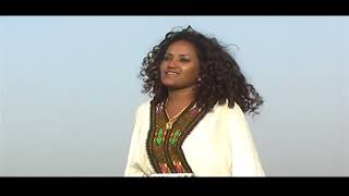 Rahwa Yemaneራህዋ የማነ Kndi billioneyክንዲ ቢልዮነይTigrigna MusicVideo [upl. by Asseret927]