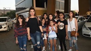 Raveena Tandon At Justin Bieber India Concert [upl. by Anierdna]