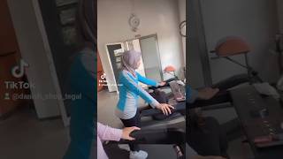 Gym wanita mengecilkan perut buncit [upl. by Adihaj68]